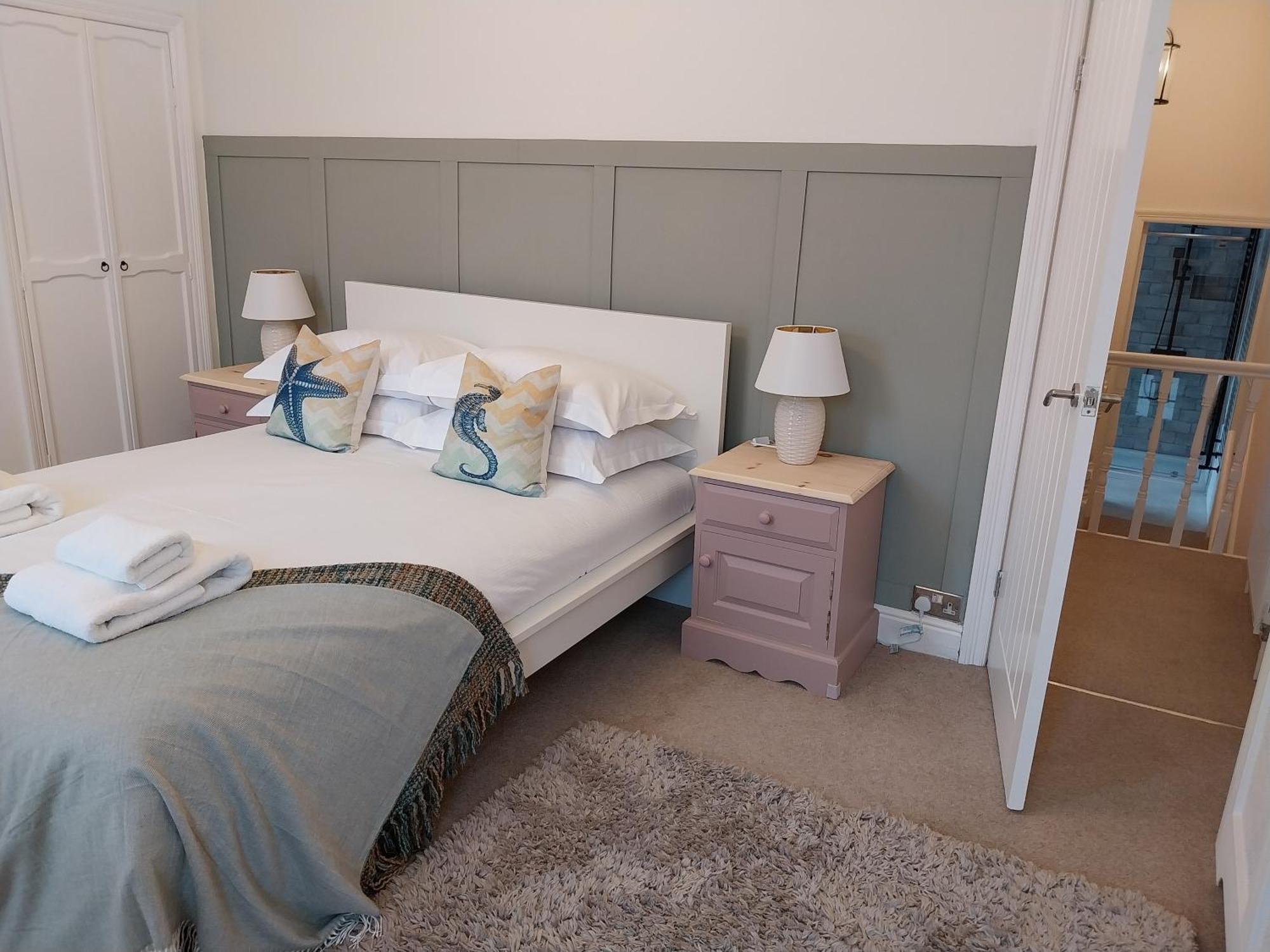 47 Elmville Avenue Holiday home